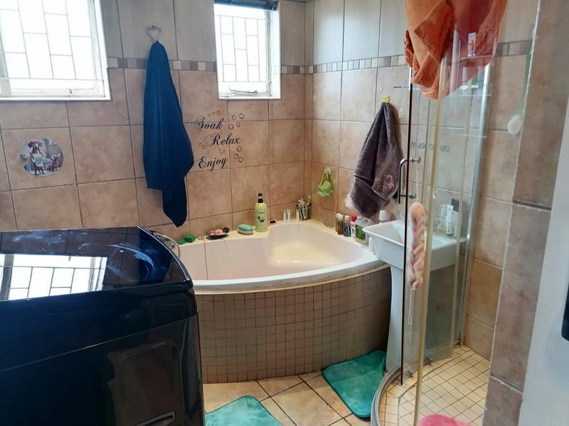 2 Bedroom Property for Sale in Navalsig Free State